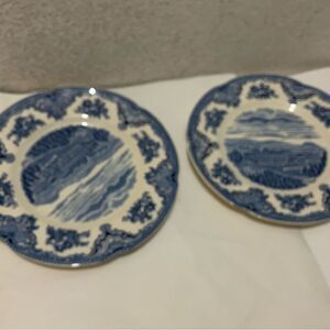 2 Vintage Johnson Bros Old Britain Castles Blarney Castle 8”Plate Blue White G15